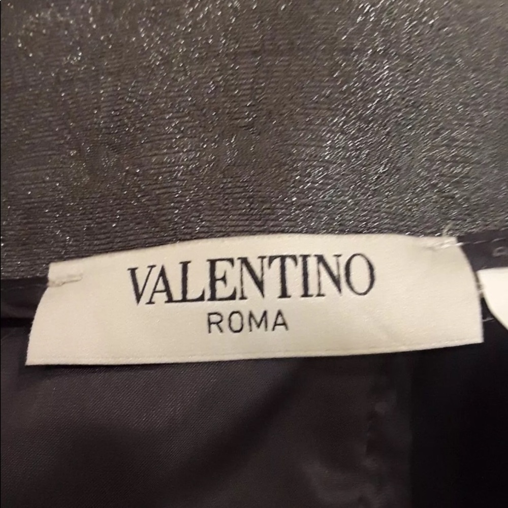 EUC! VALENTINO 💯% authentic silk blend skirt - Picture 3 of 6